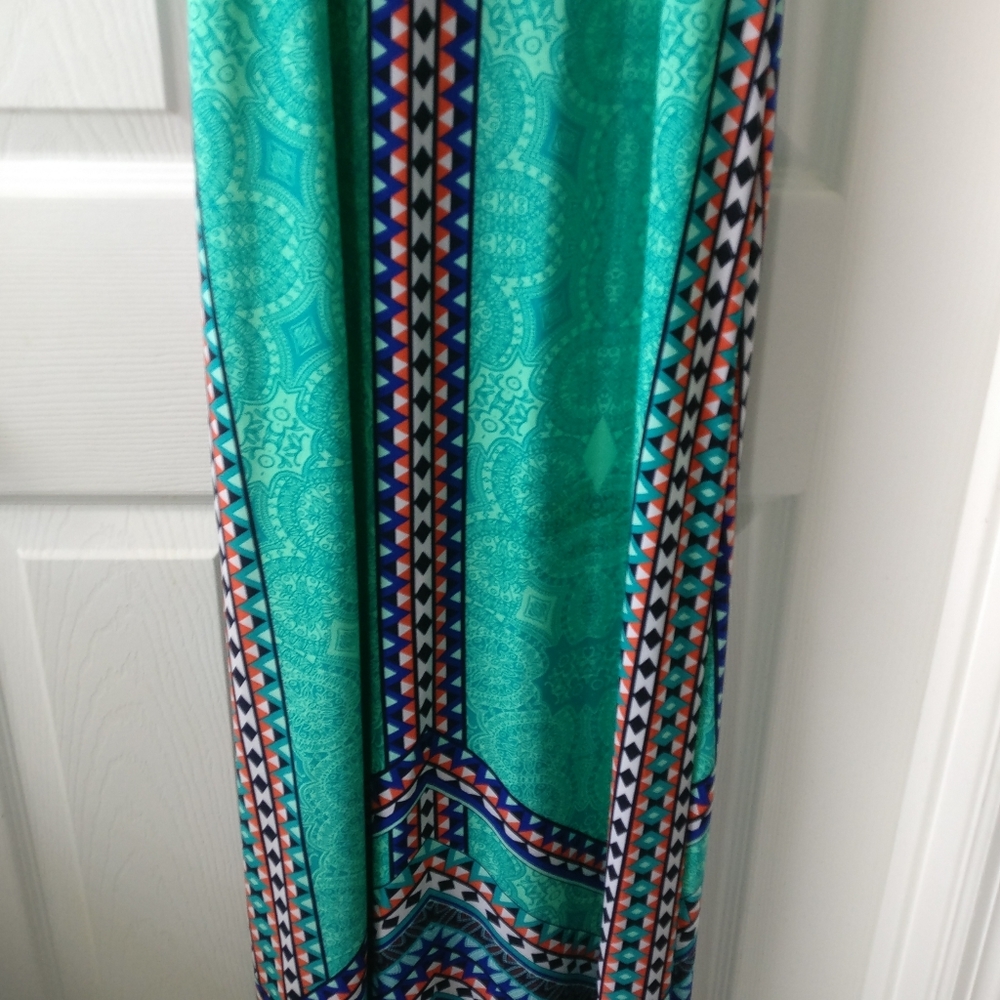 Dress - Picture 3 of 5